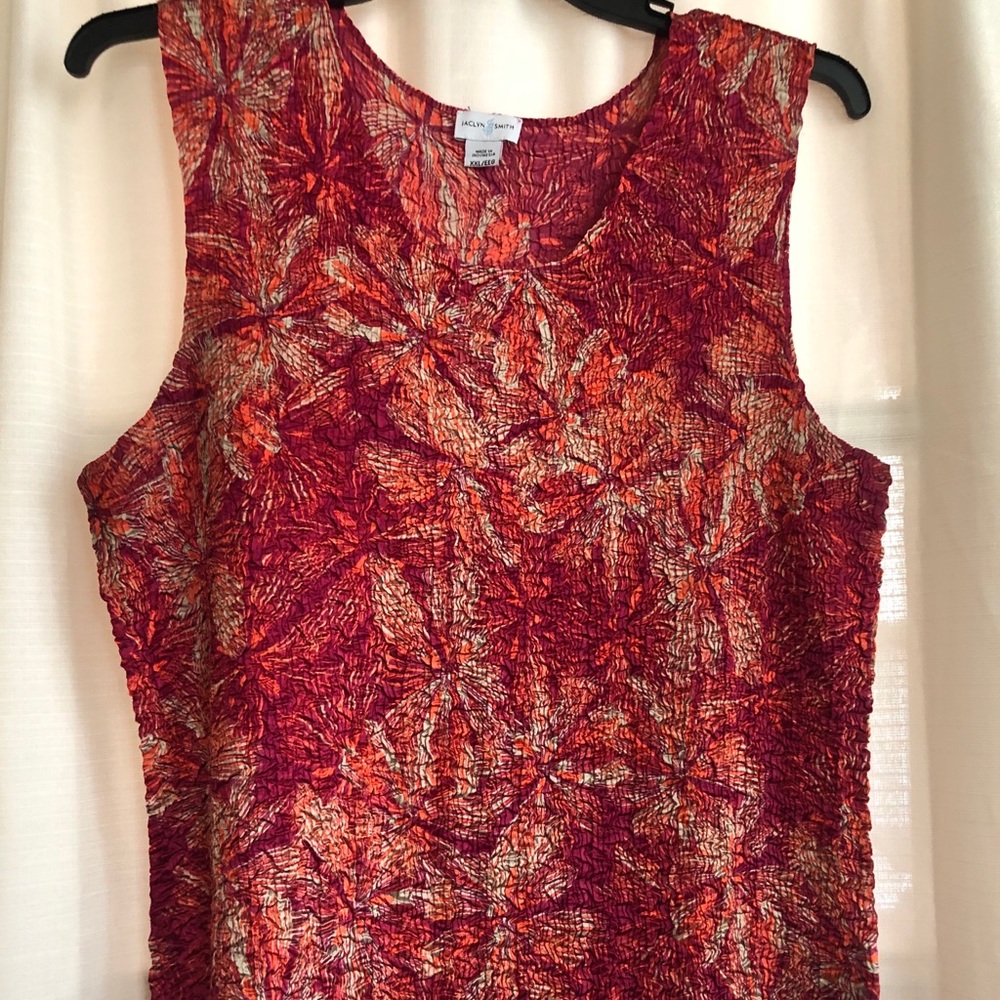 Women’s sleeveless blouse